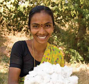 Rajita Nandse
Cotton grower, 25, in the village of Nizampally
© WWF-India
© WWF-India