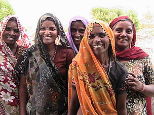 WWF-India is encouraging self-help groups like the above one of Faloudi village in Sawai Madhopur ...
© Lima Rosalind/WWF-India
© Lima Rosalind/WWF-India
